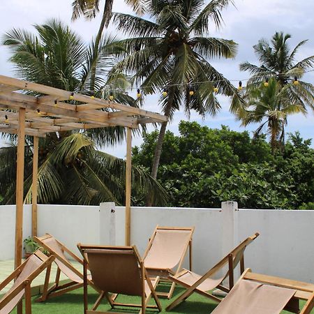 Sun & Moon Hostel Mirissa Exterior photo