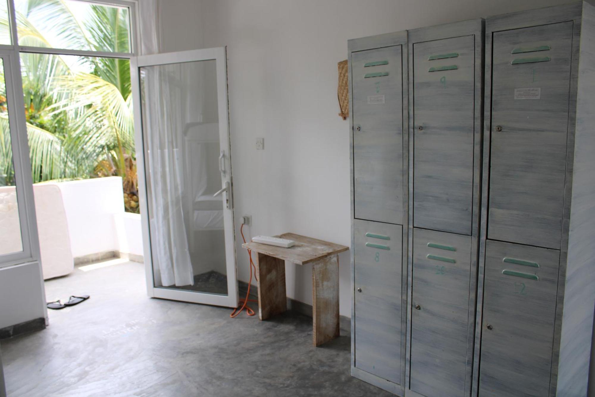 Sun & Moon Hostel Mirissa Exterior photo